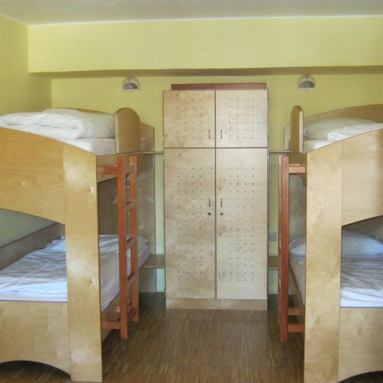 Jugend- und Familiengästehaus Cap Wörth - Vierbettzimmer mit Gemeinschaftsbad - 12