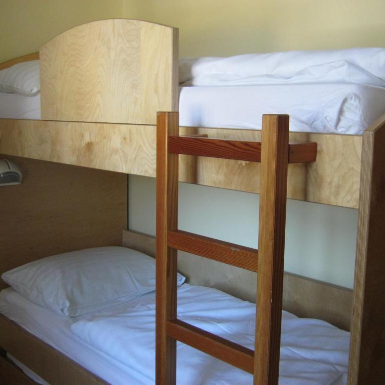 Jugend- und Familiengästehaus Cap Wörth - Dreibettzimmer mit Gemeinschaftsbad - 12