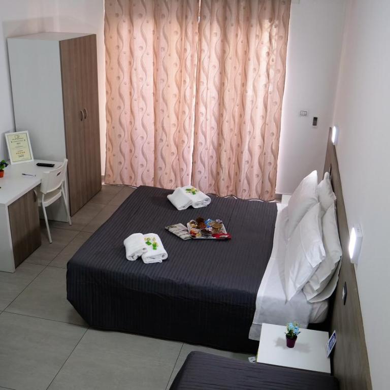 Tiburtina Royal Suites - Camera Quadrupla - 1