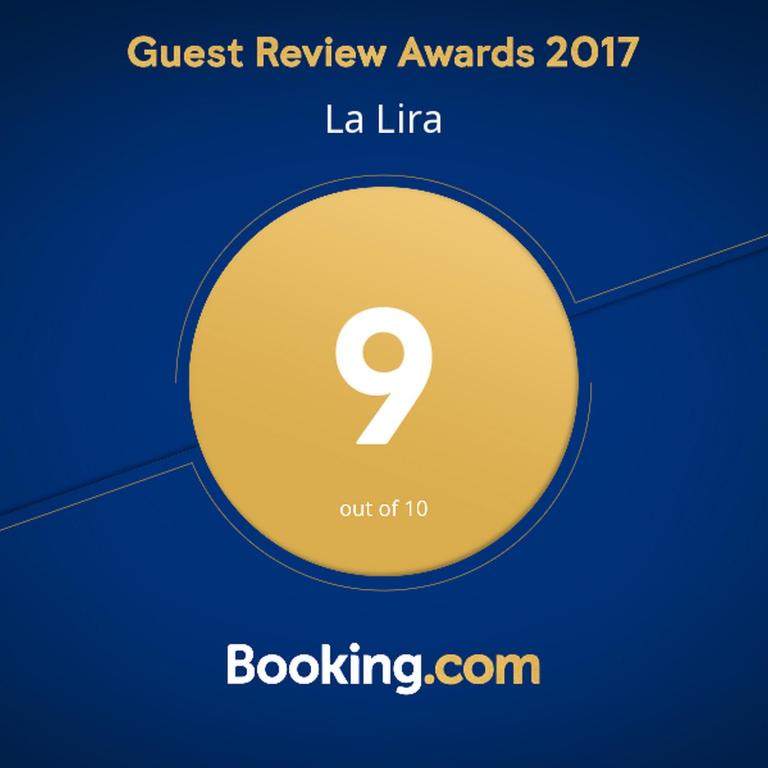 La Lira - Double Room with Private Bathroom and Balcony - 1