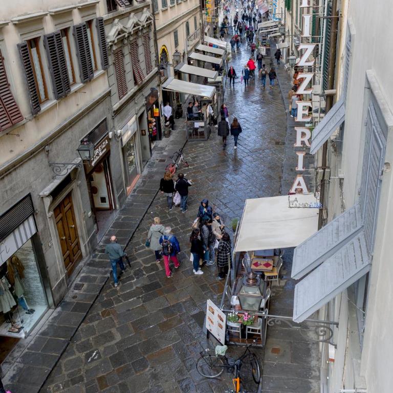 Brunelleschi - Two-Bedroom Apartment - 22