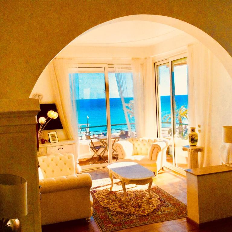 Endless Stunning Mediterranean Sea Views Promenade Des Anglais - Appartement - Vue sur Mer - 2