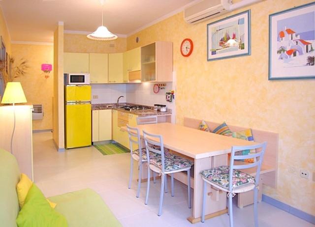 Apartment Pine Wood - Appartamento con Balcone - 1