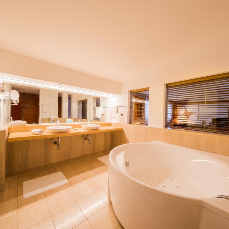 Hotel Garberhof - Luxus-Suite mit Balkon - 1