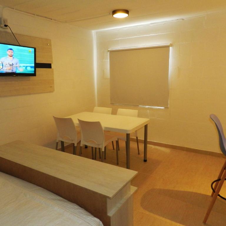 Alta Patagonia Apart - Habitación Doble con baño privado - 1 o 2 camas - 5