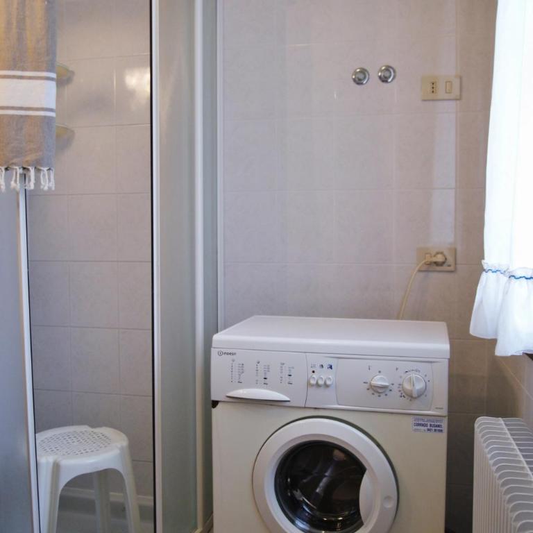 Appartamenti Villa Paola-Pochi passi dal mare-Zona piazza Aurora-Lido di Jesolo - Appartamento - Piano Terra - 9