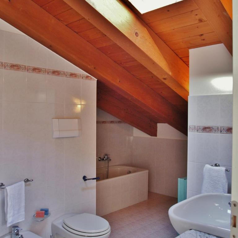 Appartamenti Villa Paola-Pochi passi dal mare-Zona piazza Aurora-Lido di Jesolo - Appartamentino su 2 Livelli - 10