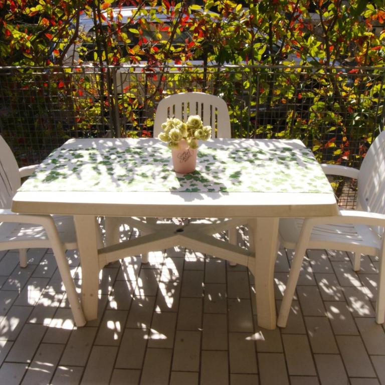 Appartamenti Villa Paola-Pochi passi dal mare-Zona piazza Aurora-Lido di Jesolo - Appartamento - Piano Terra - 4