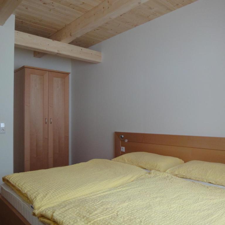 Ferienhof Gindl, Gästehaus Gindl und Pferdehof - Apartment mit 2 Schlafzimmern und Balkon - 2