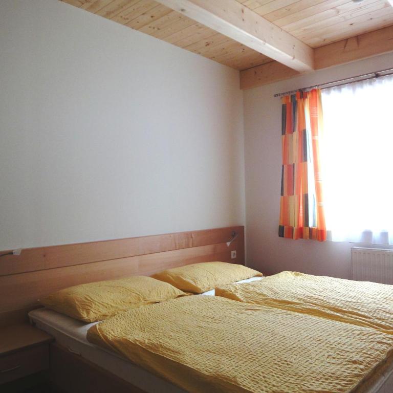 Ferienhof Gindl, Gästehaus Gindl und Pferdehof - Apartment mit 2 Schlafzimmern und Balkon - 3