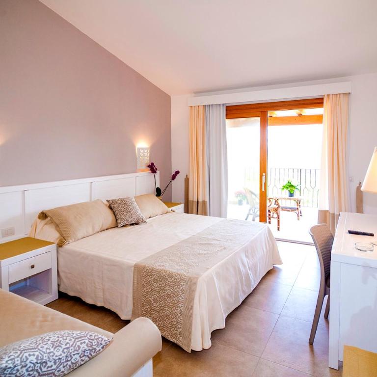 Stella Marina Budoni - Camera Matrimoniale/Doppia con Letti Singoli con Letto Supplementare - 3
