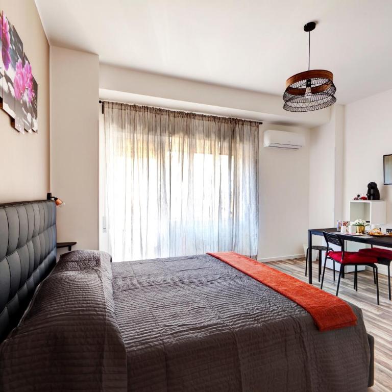 Pianeta Roma 62 - Camera Tripla con Bagno Privato - 1
