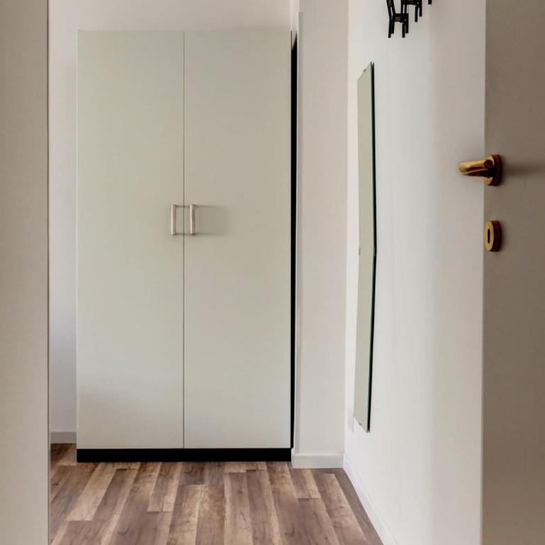 Pianeta Roma 62 - Camera Tripla con Bagno Privato - 11