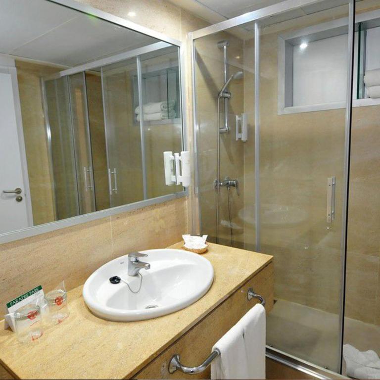 Paradise Park Fun Lifestyle Hotel - Habitación Familiar Premium (2 adultos + 1 niño) - 6