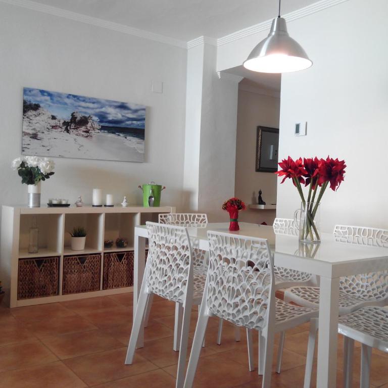 Casa Gloria con gran patio y acceso directo a piscina - Apartamento con terraza - 6