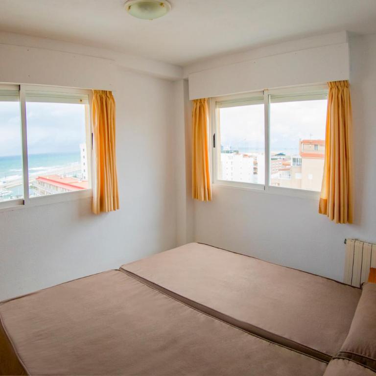 Apartamentos Turisticos Biarritz - Bloque I - Apartamento de 2 dormitorios - 12