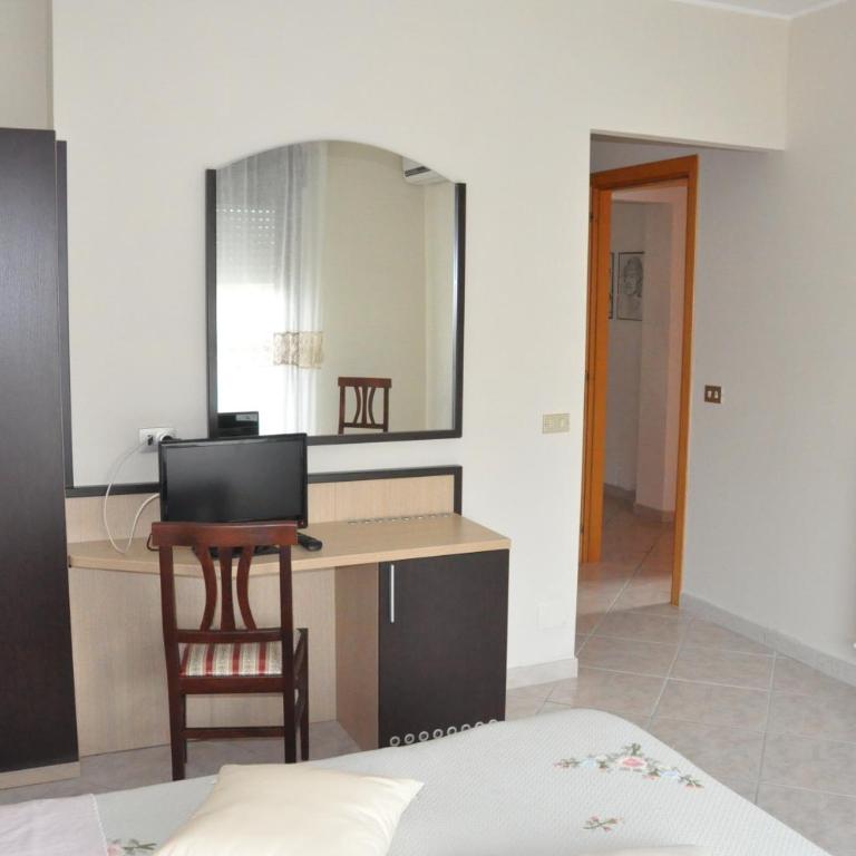 Bed & Breakfast Oasi - Camera Matrimoniale Standard - 7