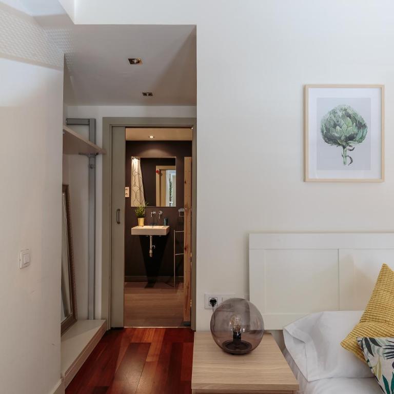 Modern and Trendy Duplex next to Paseo de Gracia - Apartment - 11