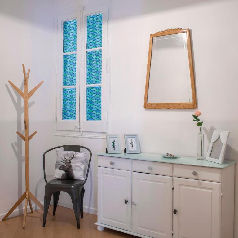 Cozy Flat With Unbeatable Views to Sagrada Familia - Three-Bedroom Apartment - 26