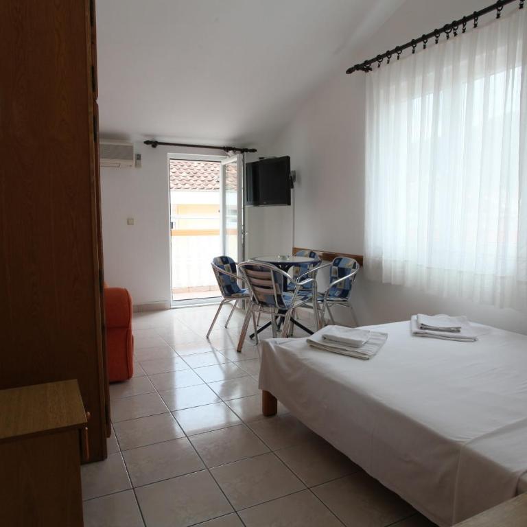 Apartments Memidz - Studio Apartman - 1