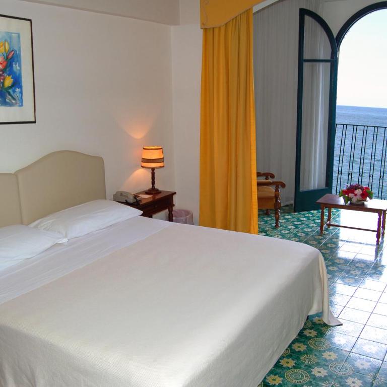 Hotel Lido Mediterranee - Comfort Double or Twin Room with Sea View - 9