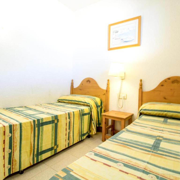 Apartament Sol 404 Sistach Rentals - Apartment with Pool View - 9