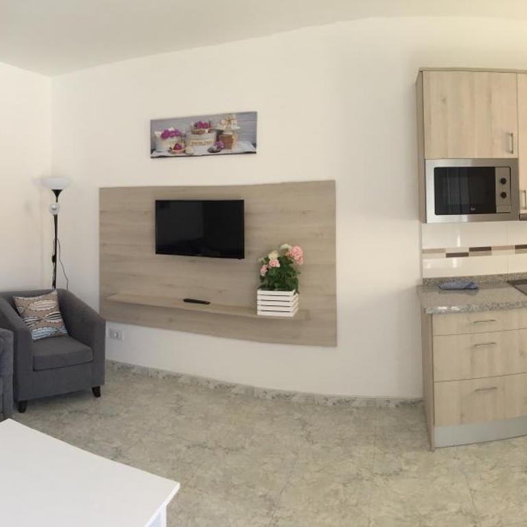 Billy's Las Rocas Apt Playa de Mogan with pool access - Apartamento - 3