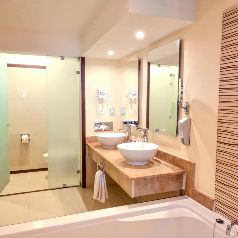 Sandos Playacar All Inclusive - Riviera Family King Junior Suite - 2