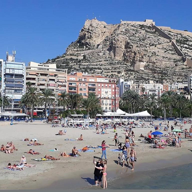 BEACH, CITY CENTER AND ENTERTAINMENT - Standard Apartment - 20