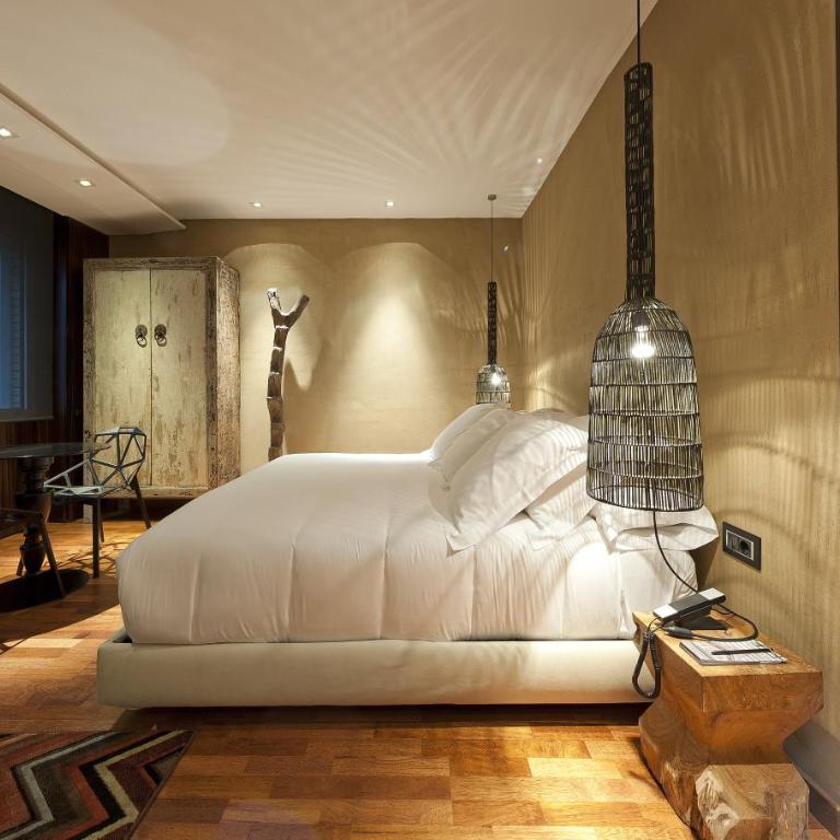 Claris Hotel & Spa GL, a Small Luxury Hotel of the World - Junior Suite (1-2 Adults) - 9
