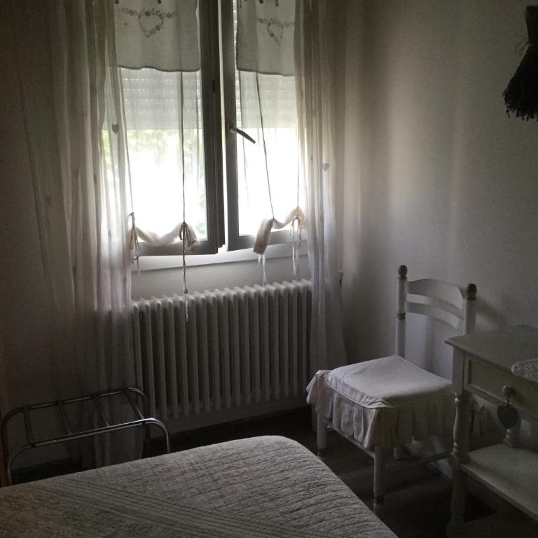 Hotel Le Méditérranée - Chambre Double avec Toilettes Communes - 2