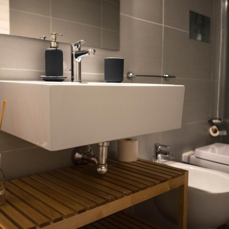 Bovio Square XIV - Camera Quadrupla Luxury - 15