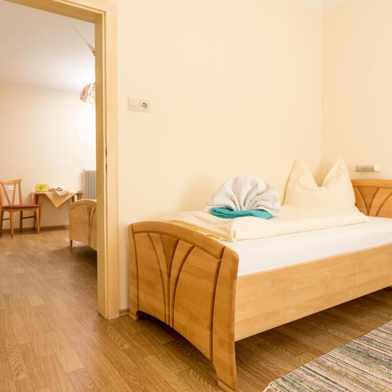 Gasthof Pension Rabl - Familienzimmer mit Balkon - 3