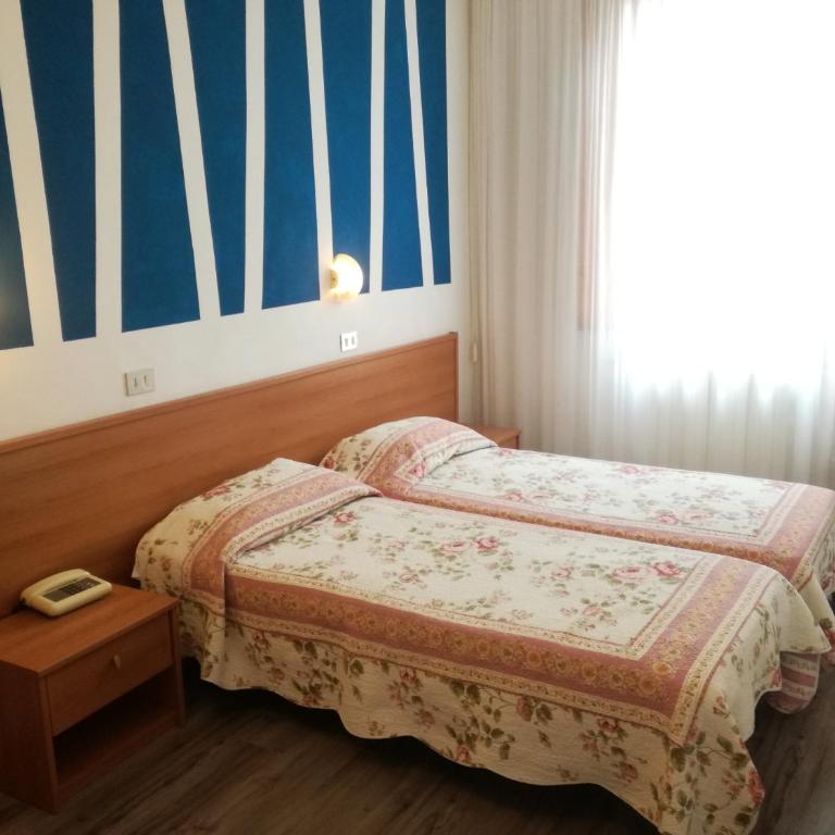 Hotel Prati - Camera Matrimoniale/Doppia con Letti Singoli - 2