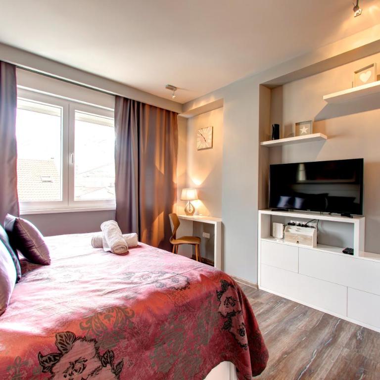 Luxury Studio Yasmine - Studio Apartment with City View - 3