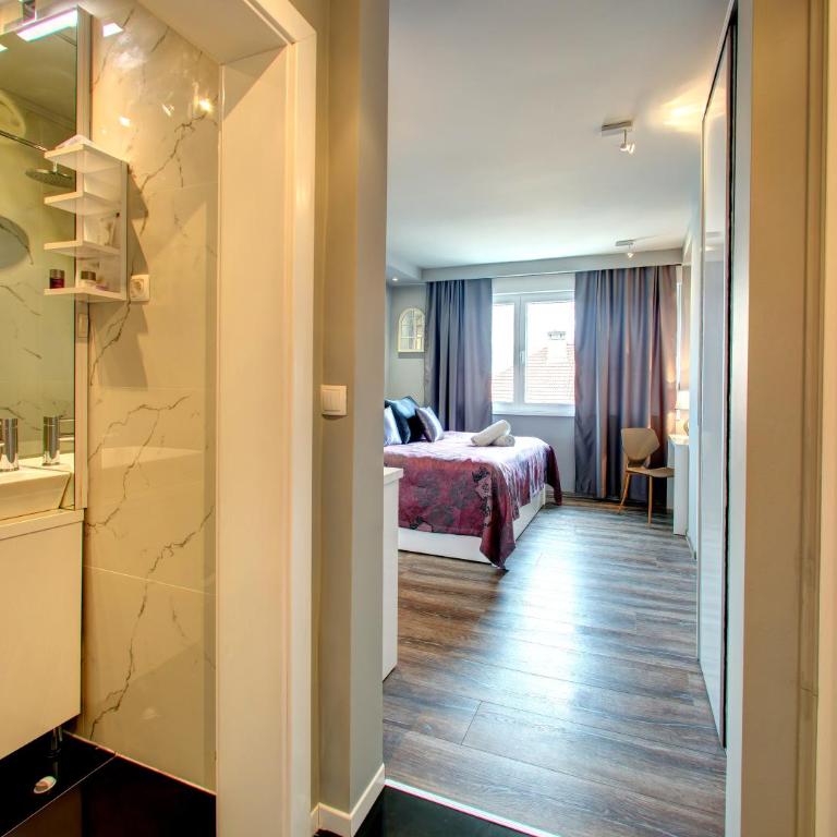 Luxury Studio Yasmine - Studio Apartment with City View - 17