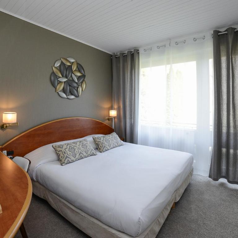 Novalaise Plage - Petite Chambre Double - 17