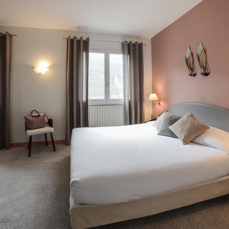 Novalaise Plage - Chambre Double Supérieure - 10