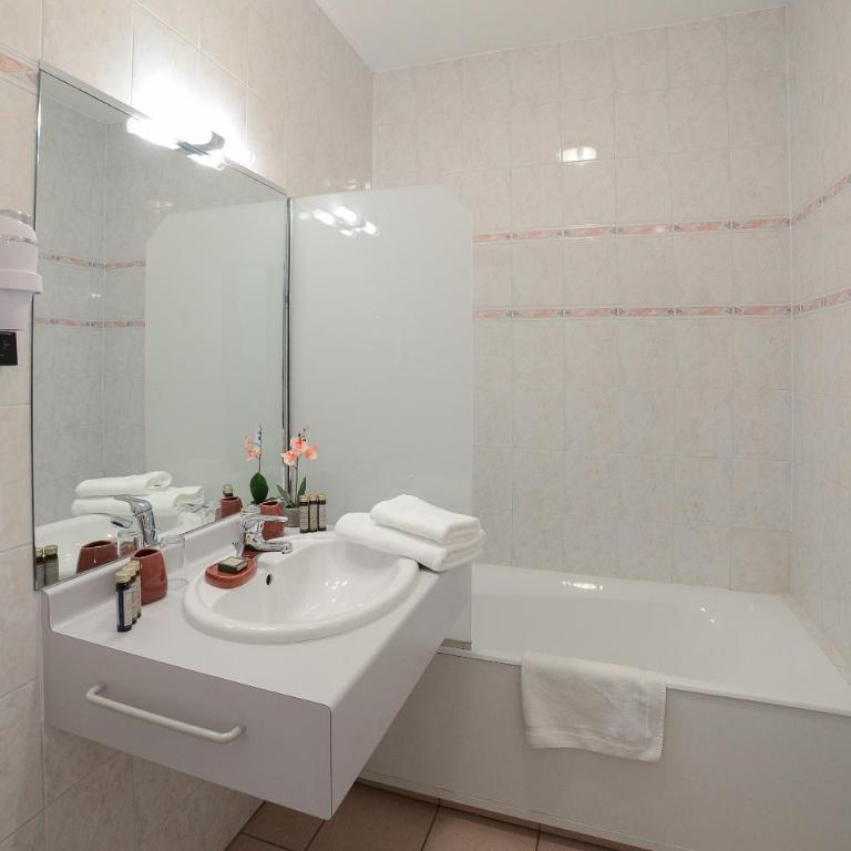Novalaise Plage - Chambre Double Supérieure - 5