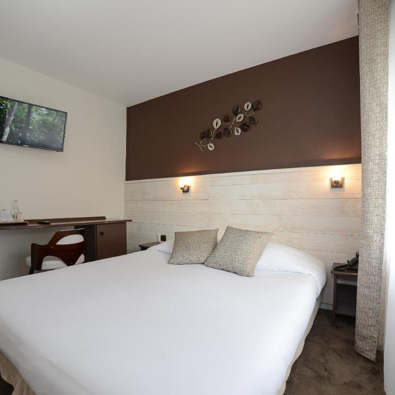 Novalaise Plage - Petite Chambre Double - 15