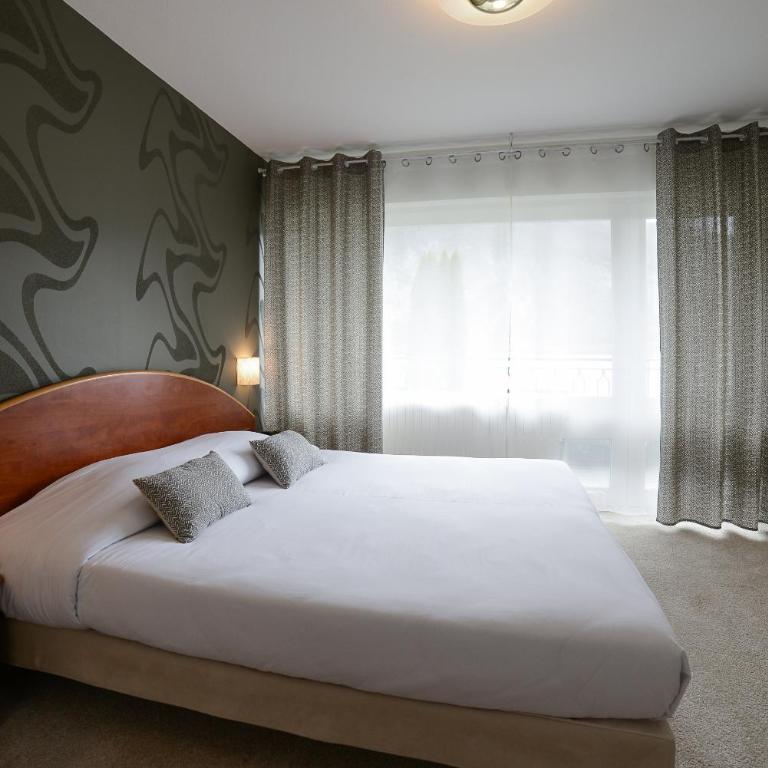 Novalaise Plage - Chambre Double Deluxe avec Balcon - 16