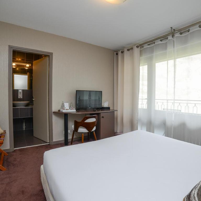 Novalaise Plage - Chambre Double Deluxe avec Balcon - 5