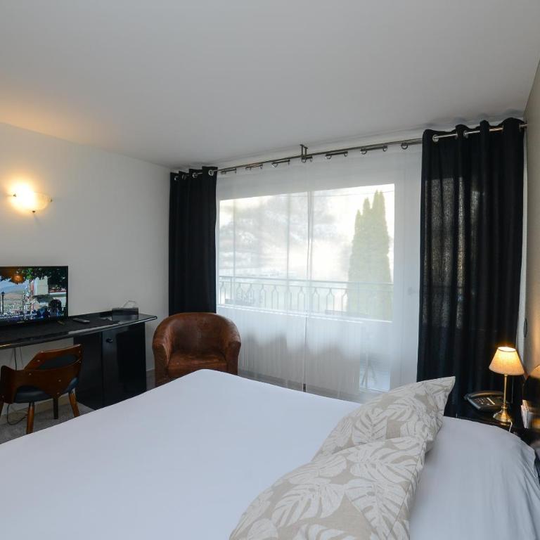 Novalaise Plage - Chambre Double avec Baignoire Spa - 5
