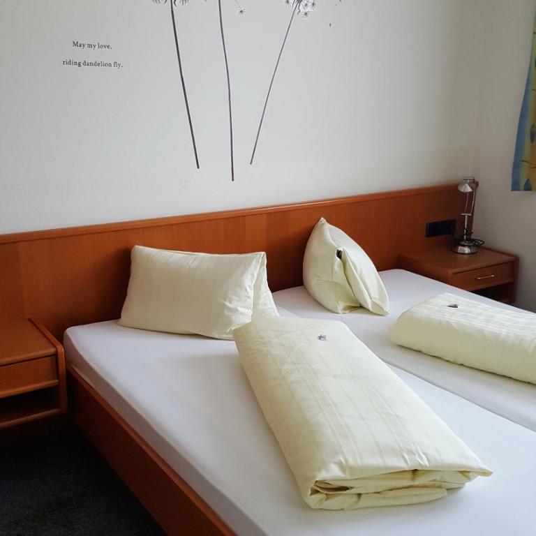 Gastehaus Melcher - Deluxe Doppel-/Zweibettzimmer - 1