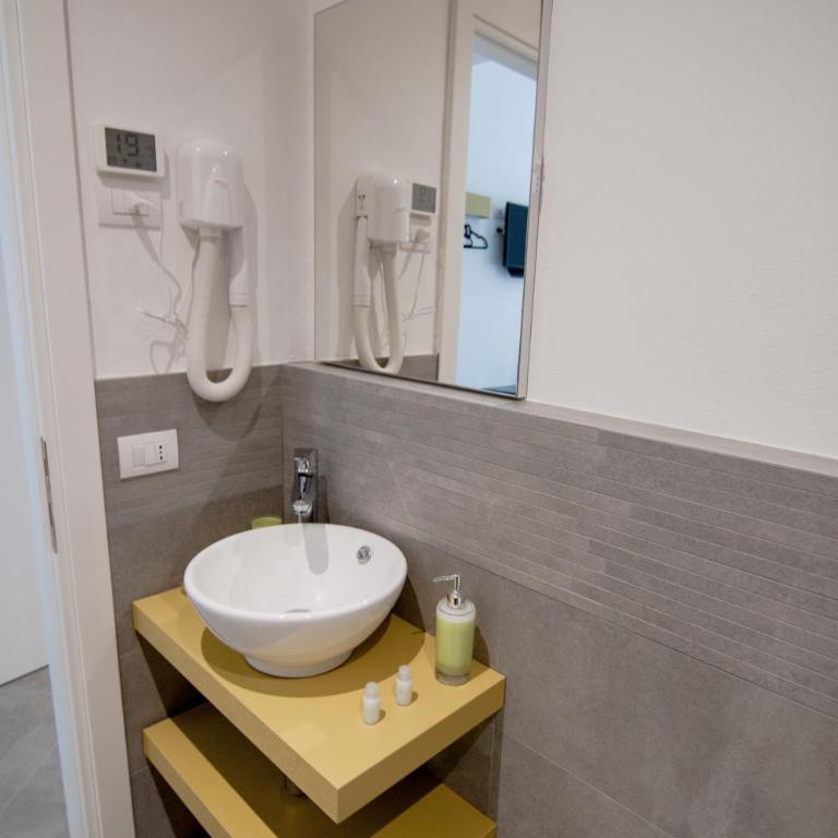 Suite Dreams in Verona - Camera Matrimoniale Standard - 11