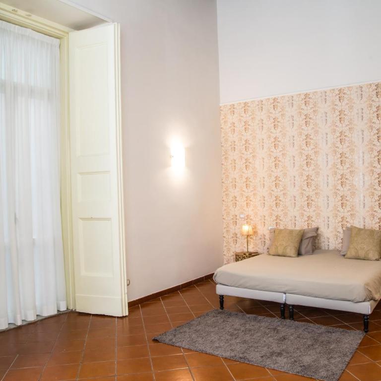 Domus Donnaregina Apartments - Deluxe Apartment - 19
