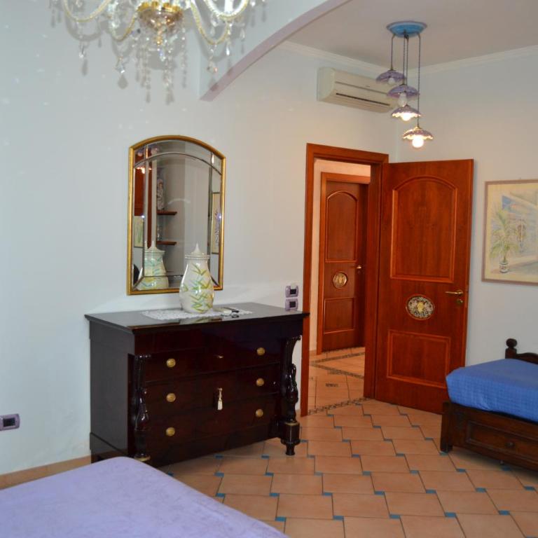 Bed & Breakfast Casa Anna Rita - Camera King Standard - 9