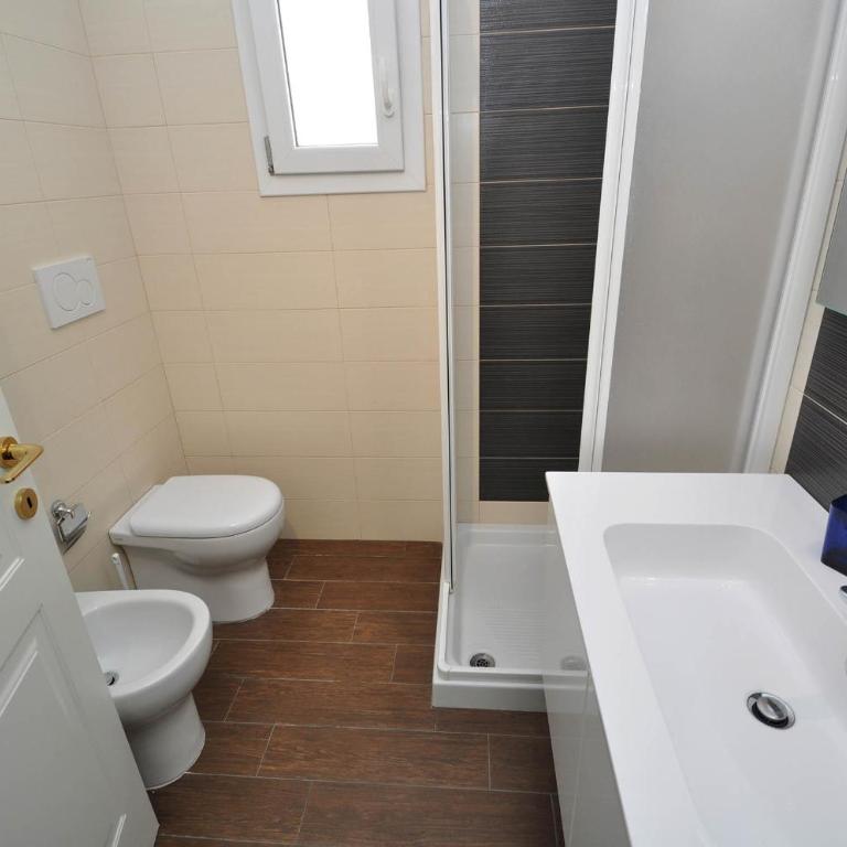 Felicity Residence - Appartamento con 2 Camere da Letto (5 Adulti) - 13