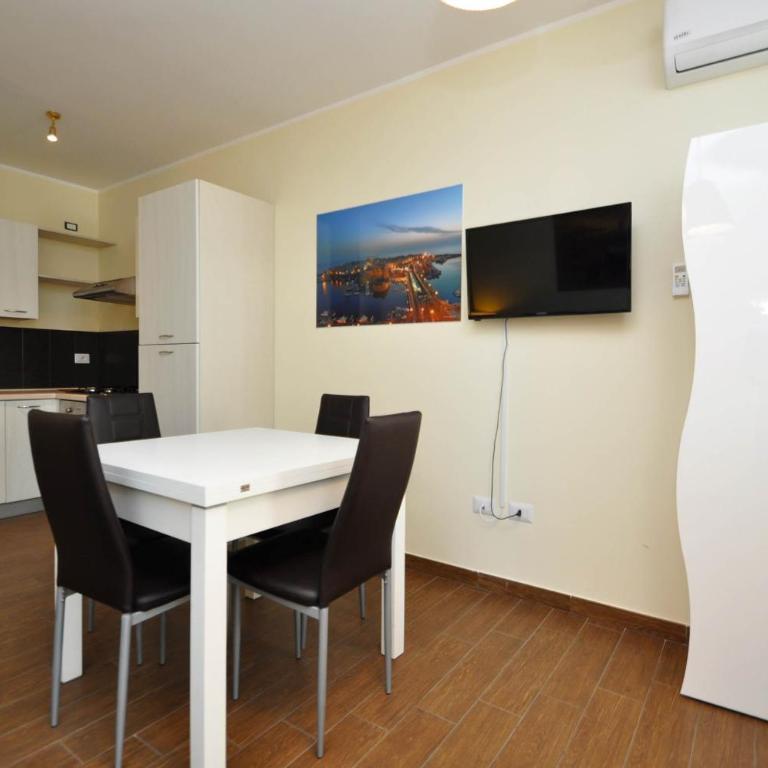 Felicity Residence - Appartamento con 2 Camere da Letto (5 Adulti) - 18