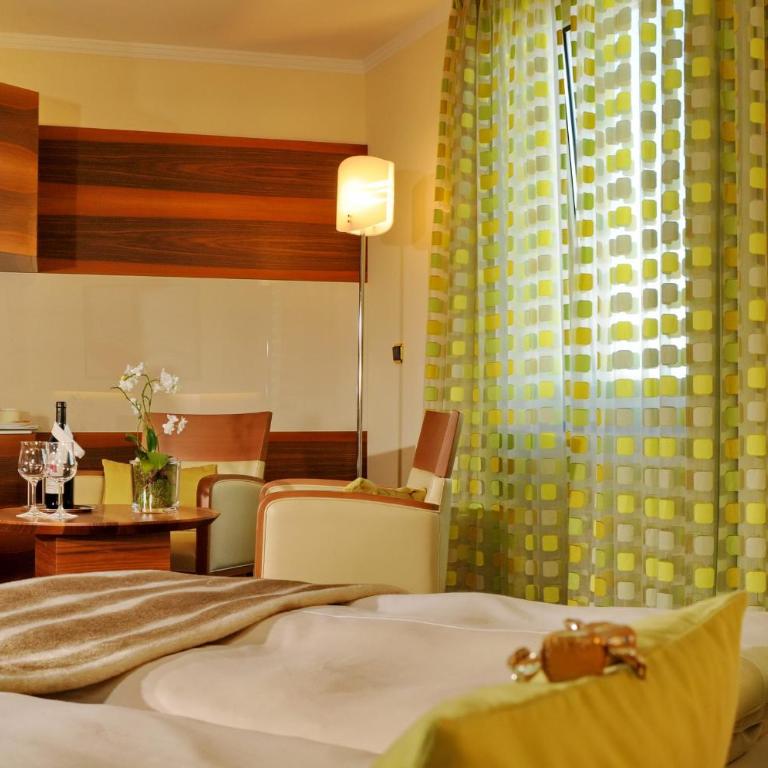 Hotel Torbräu - Deluxe Doppelzimmer - 8